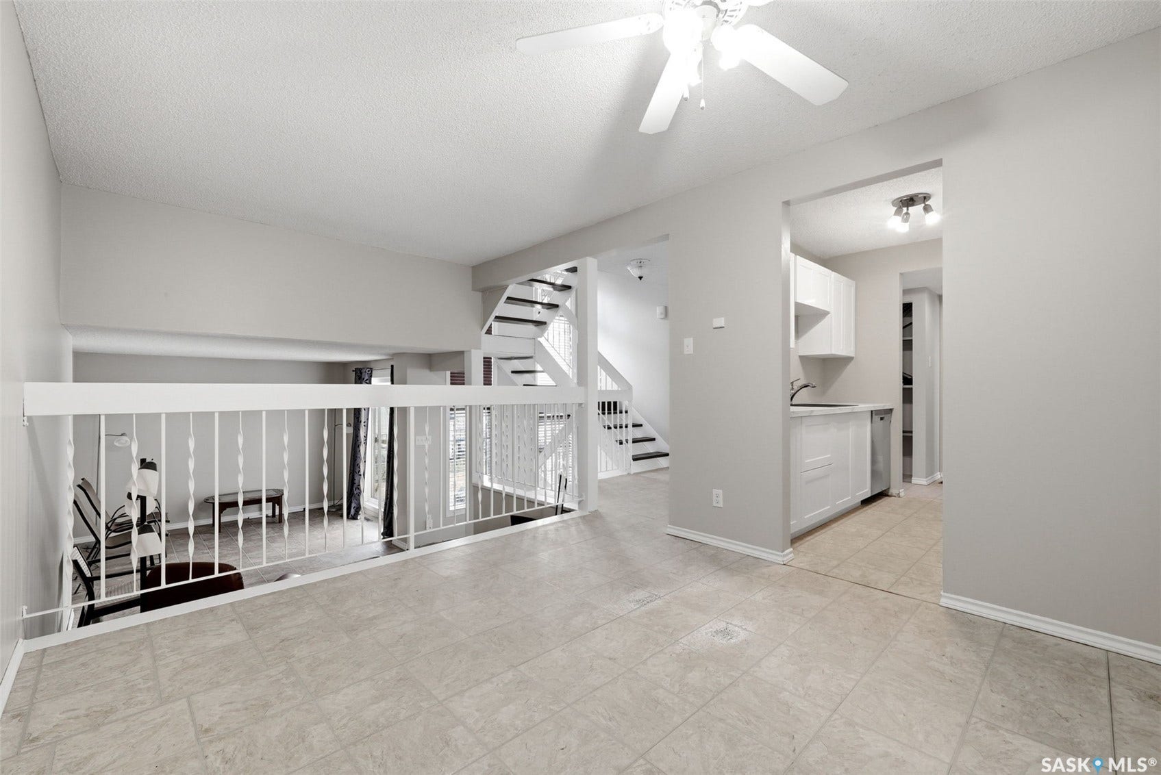 5056 10th Avenue, Regina SK S4T 7P4
