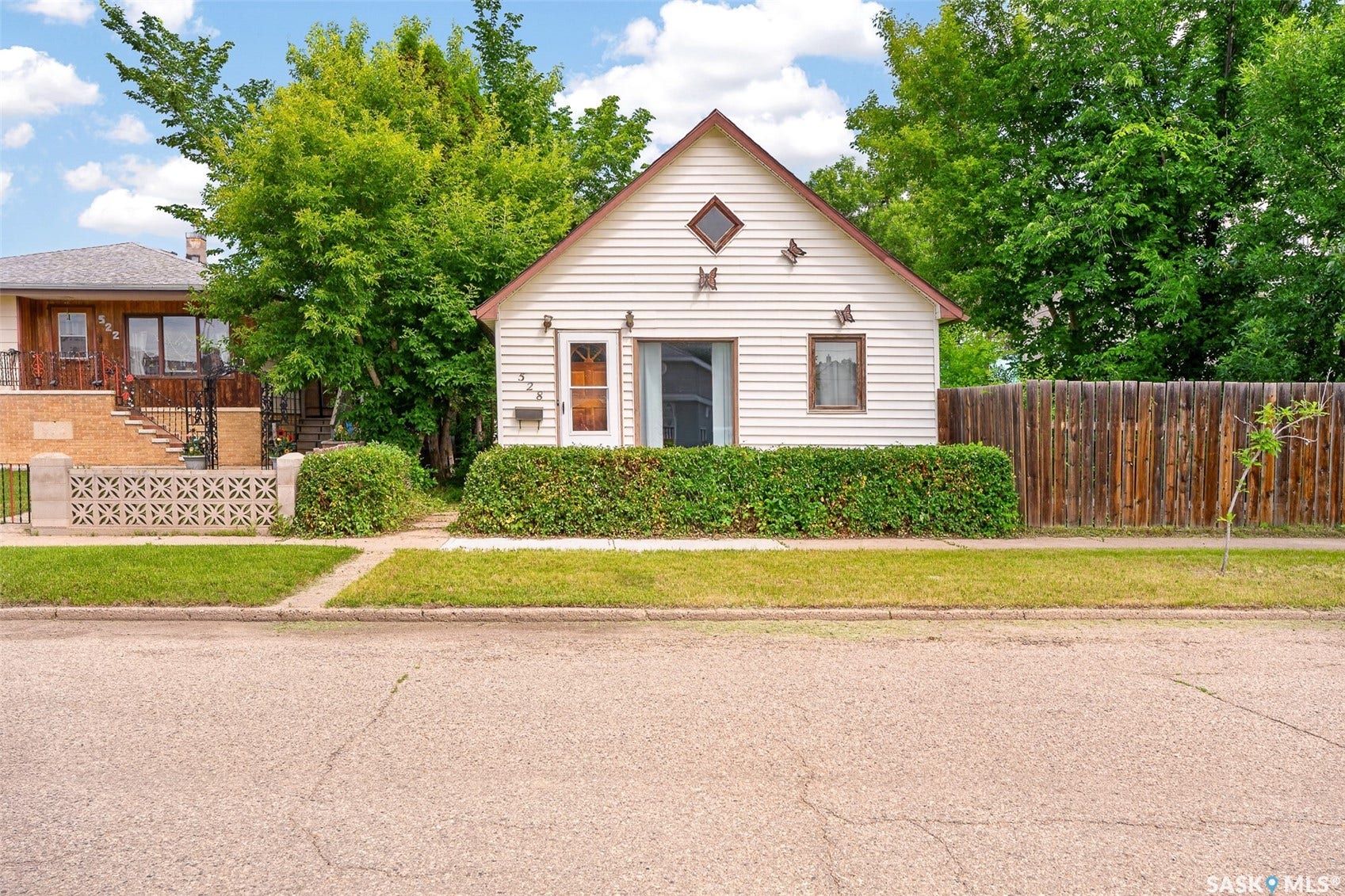 528 Ominica Street E, Moose Jaw SK S6H 0H3