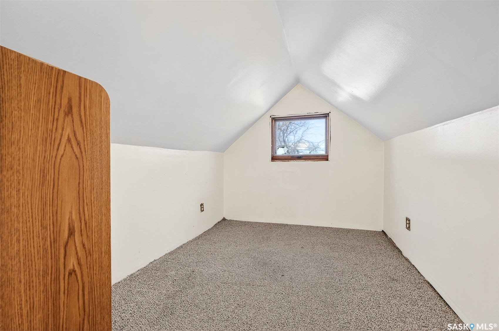 528 Ominica Street E, Moose Jaw SK S6H 0H3
