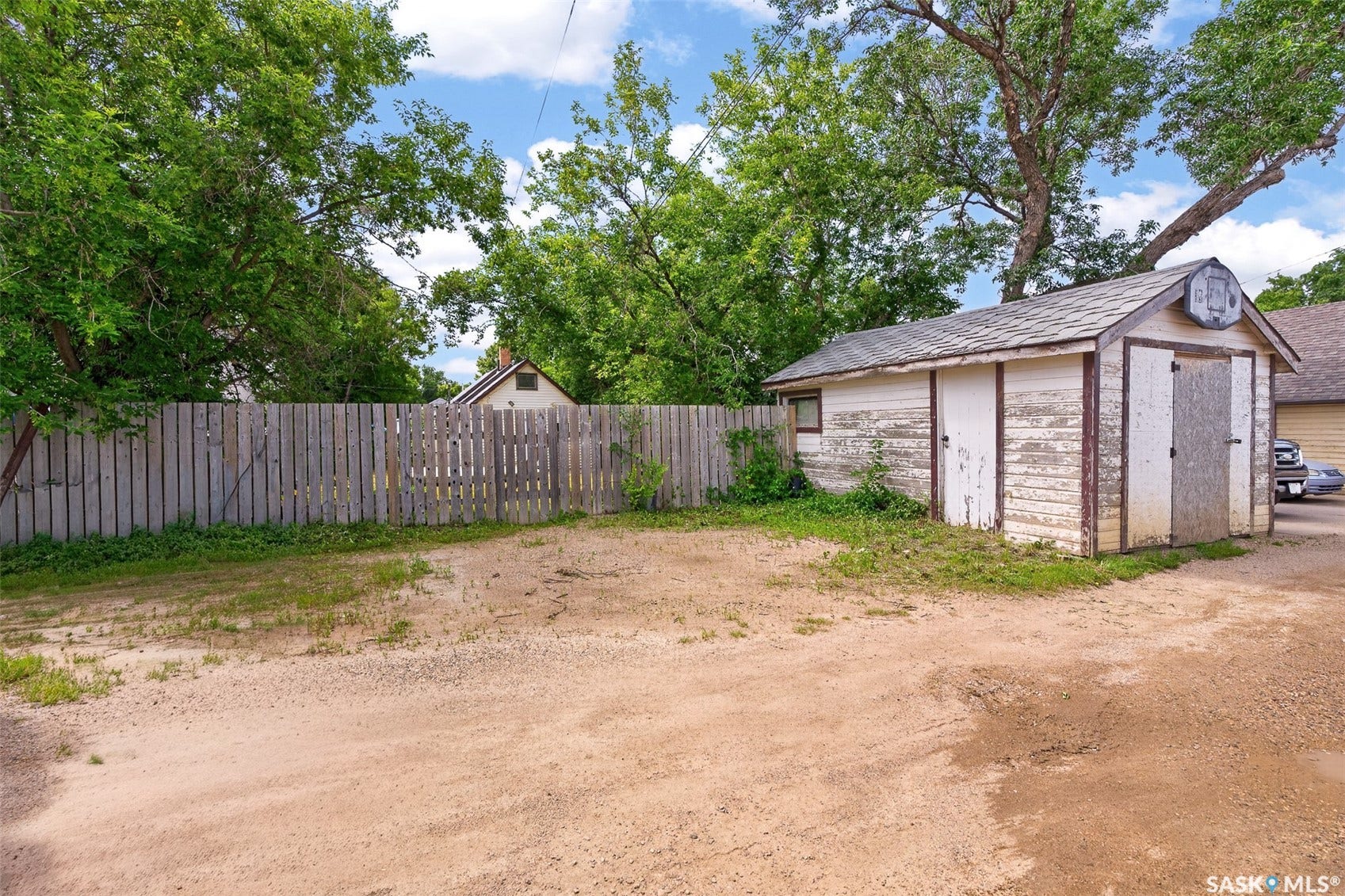 528 Ominica Street E, Moose Jaw SK S6H 0H3