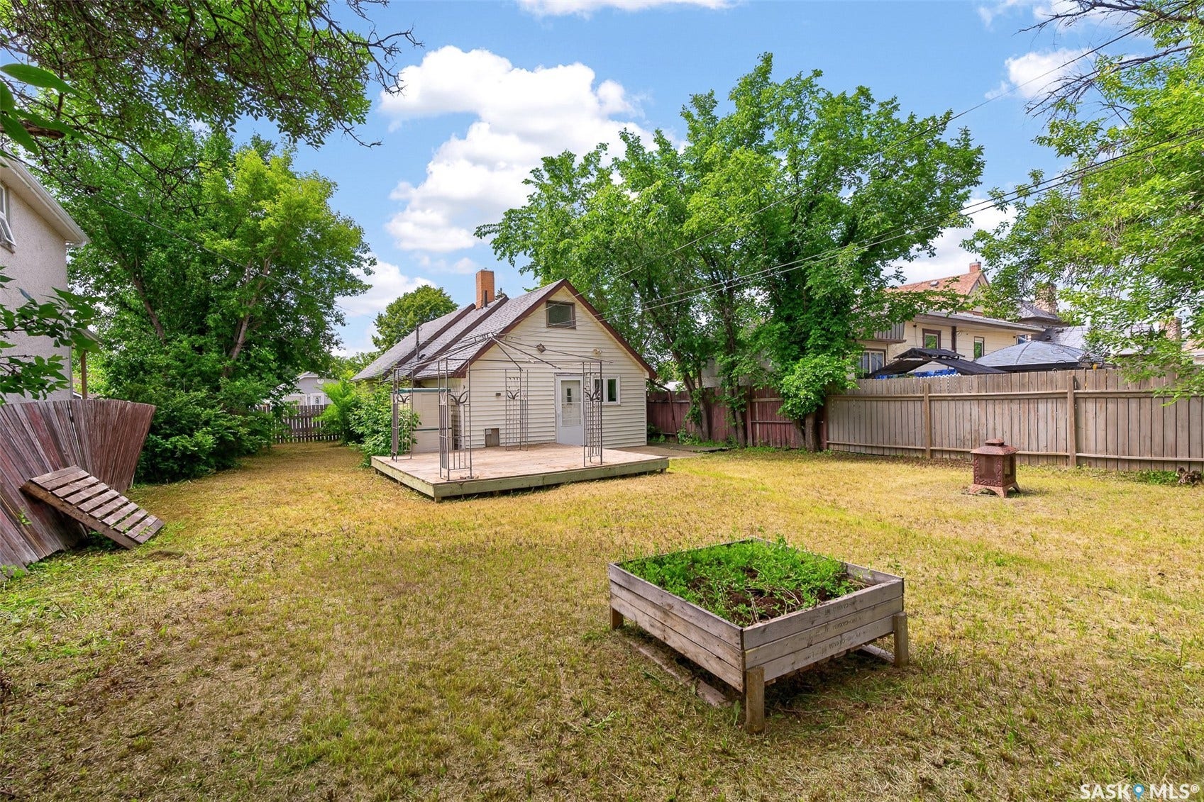 528 Ominica Street E, Moose Jaw SK S6H 0H3