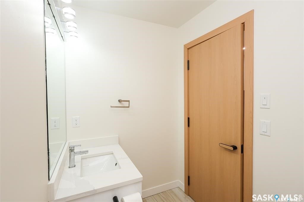 1543 Richardson Road, Saskatoon SK S7M 0W9