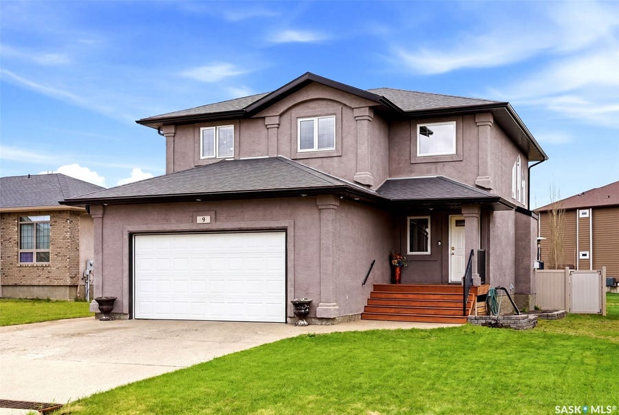 Property photo for 9 McKenzie Pointe, White City SK