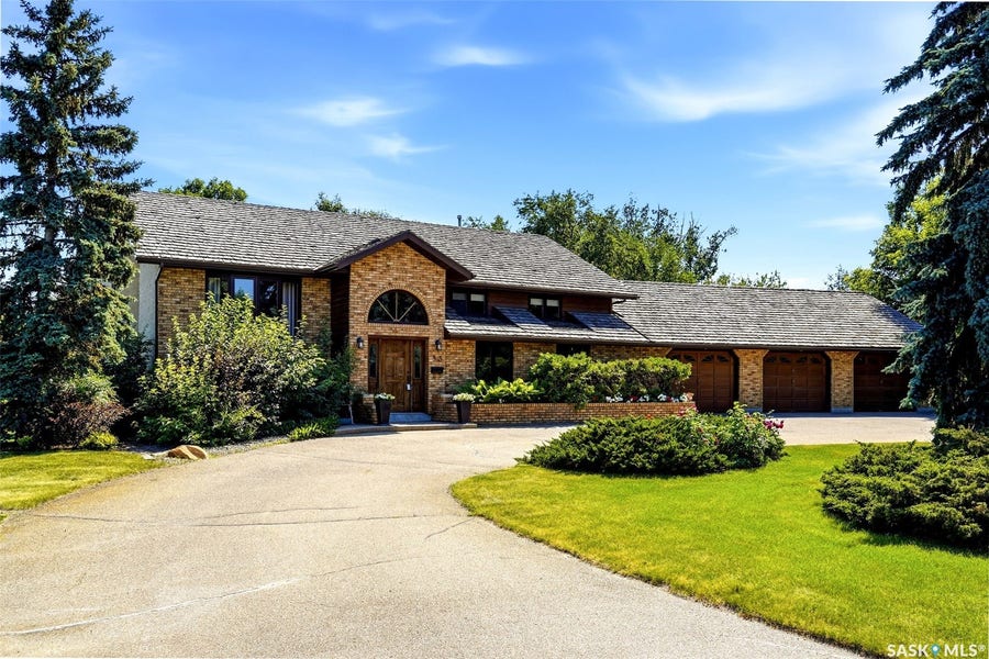 Property photo for 33 FEDERAL Drive, White City SK