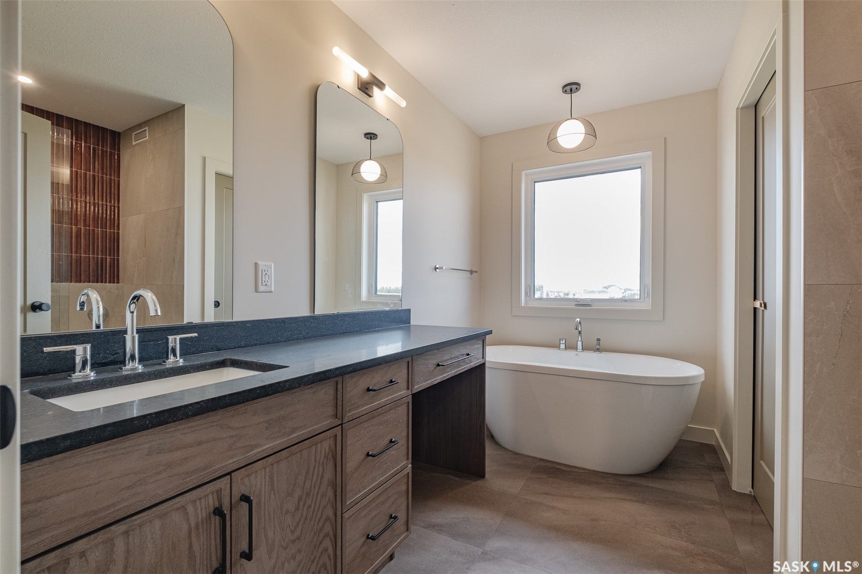 35 Country Road, Lumsden SK S0G 3C0