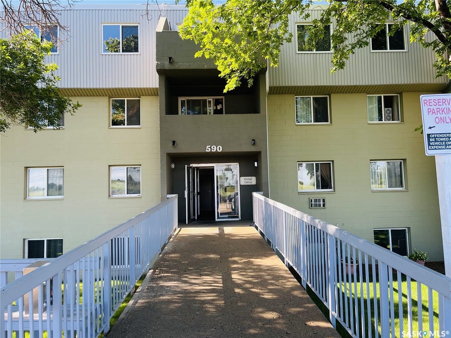 Property photo for 590 Laurier Street, #401, Moose Jaw SK