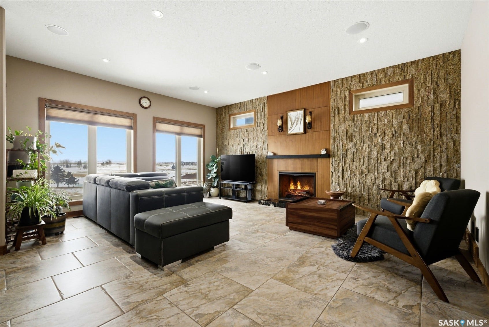 7502 Lilac Place, Regina SK S4Y 0B3