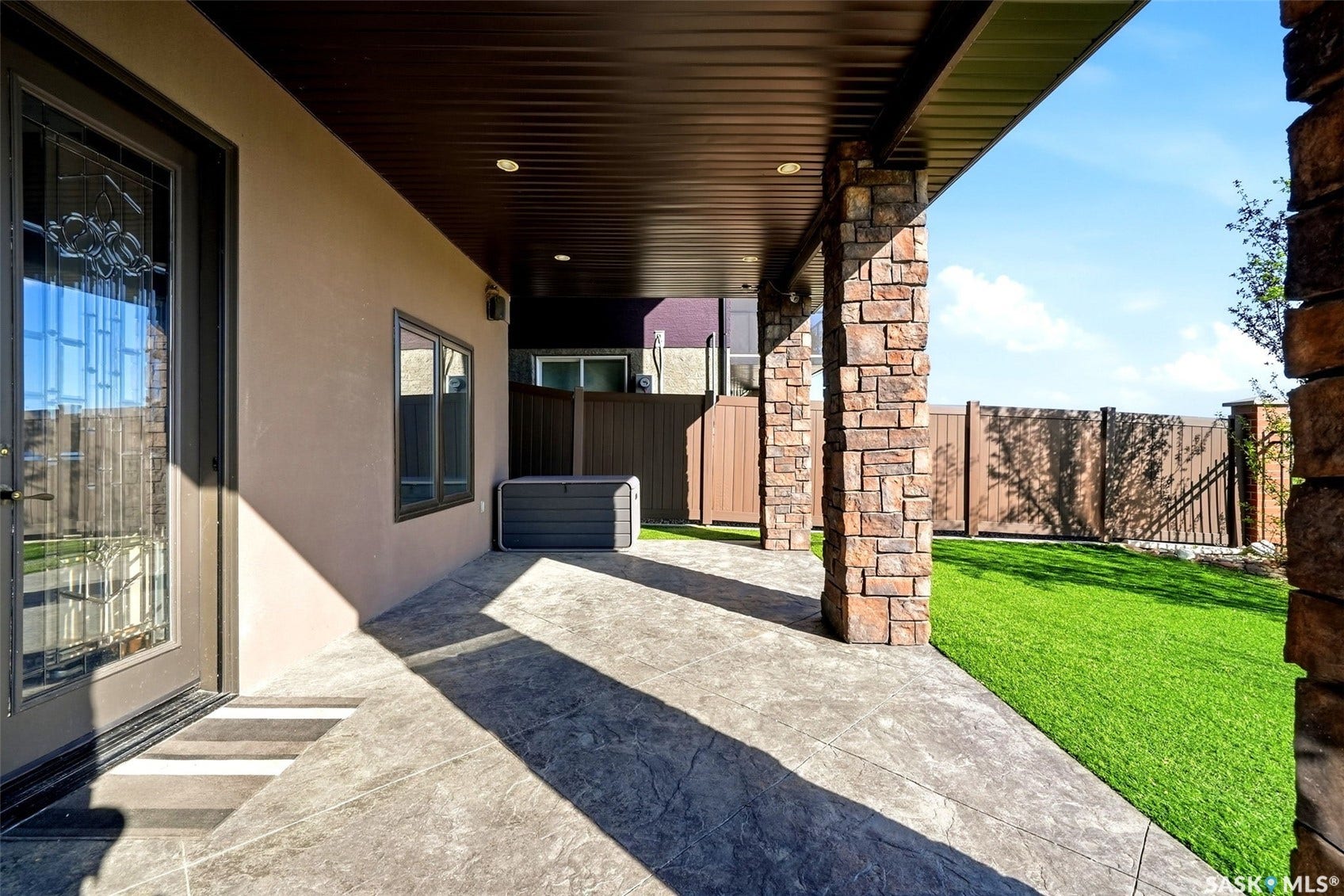 7502 Lilac Place, Regina SK S4Y 0B3
