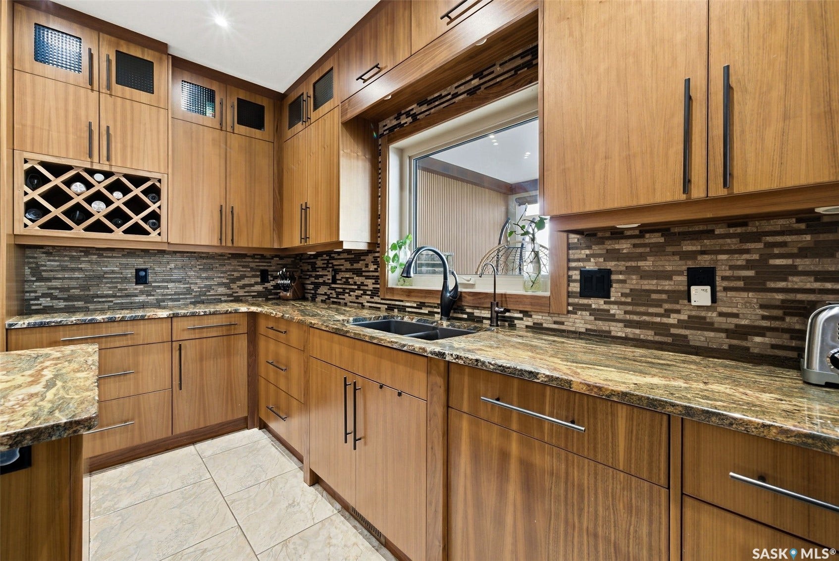7502 Lilac Place, Regina SK S4Y 0B3