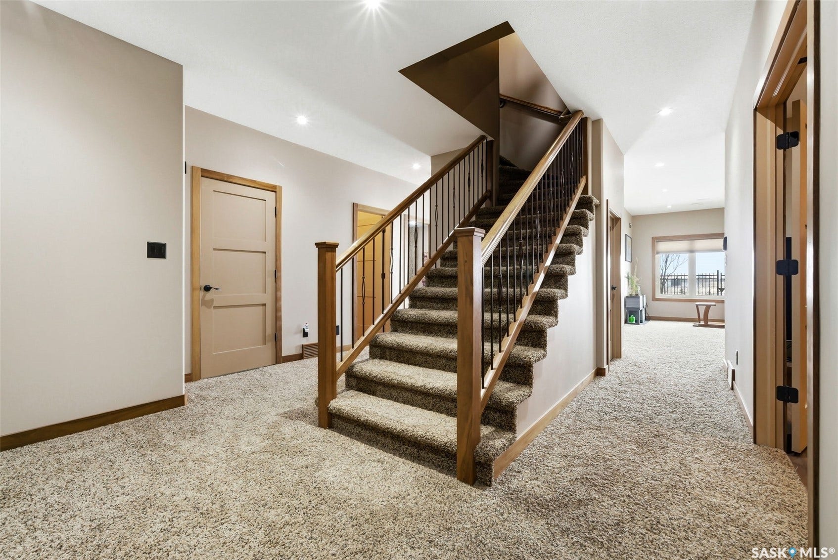 7502 Lilac Place, Regina SK S4Y 0B3
