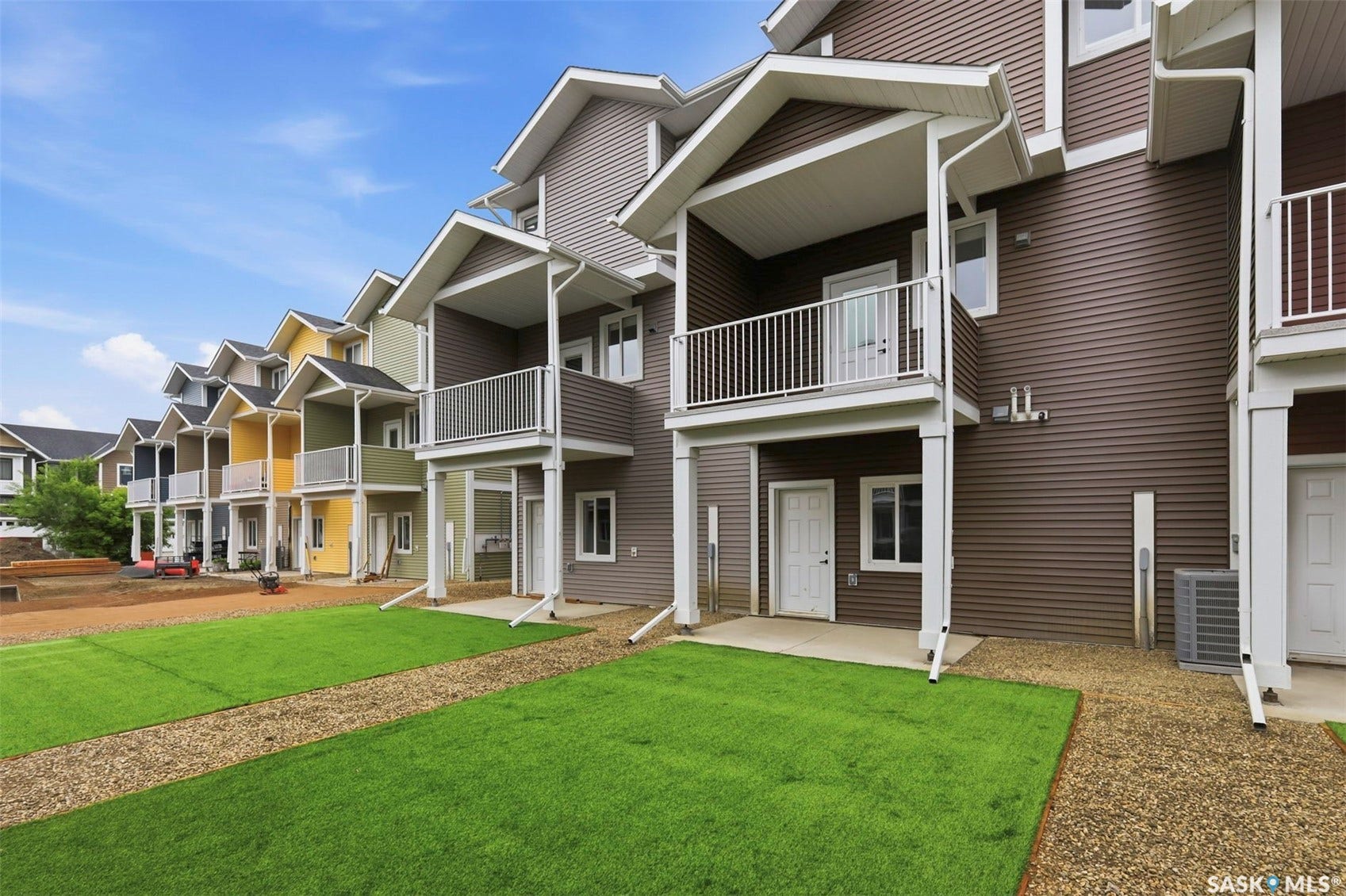 3220 11th Street W, #131, Saskatoon SK S7M 5M4