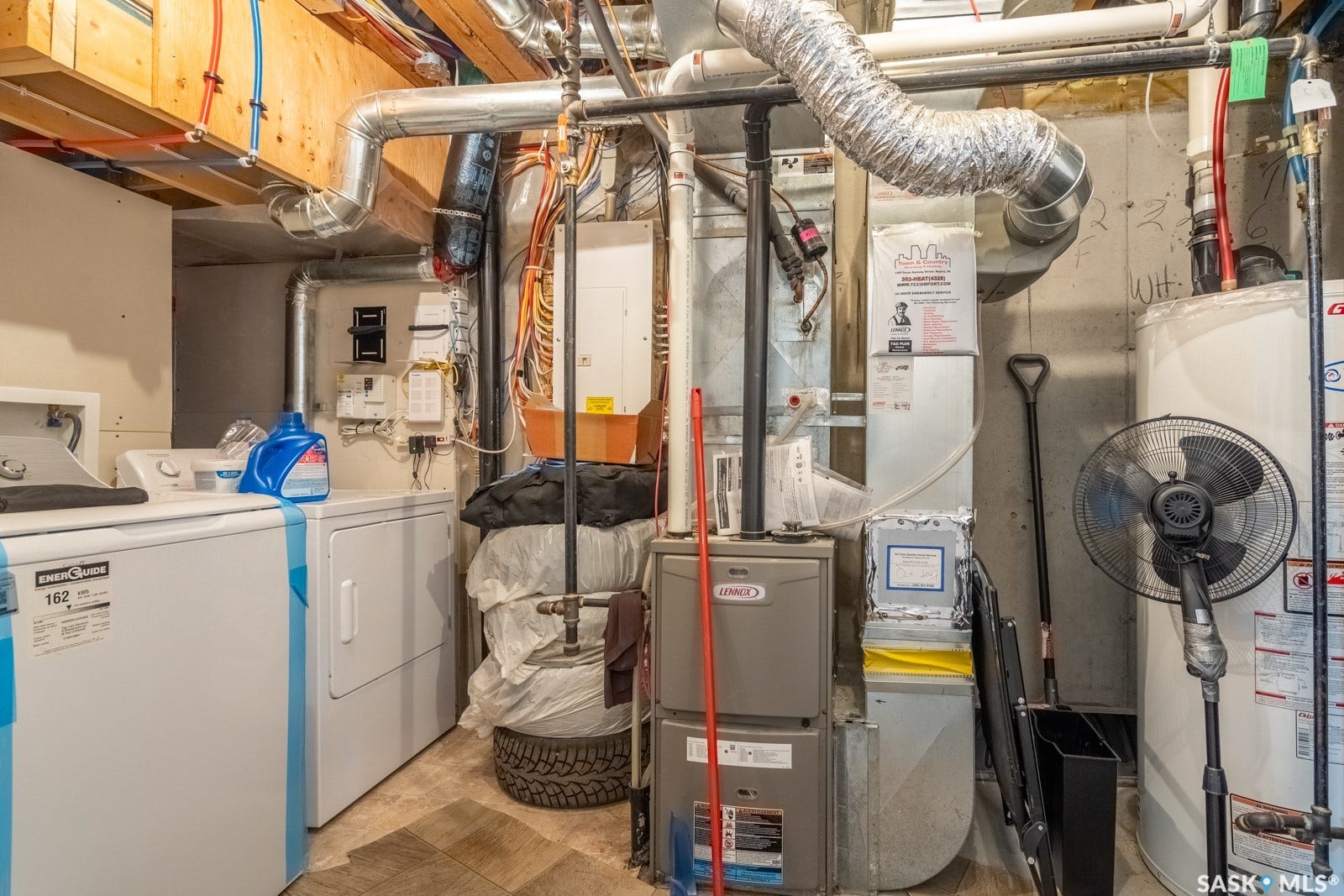 4648 James Hill Road, Regina SK S4W 0C7 4648 James Hill Road, Regina SK S4W 0C7