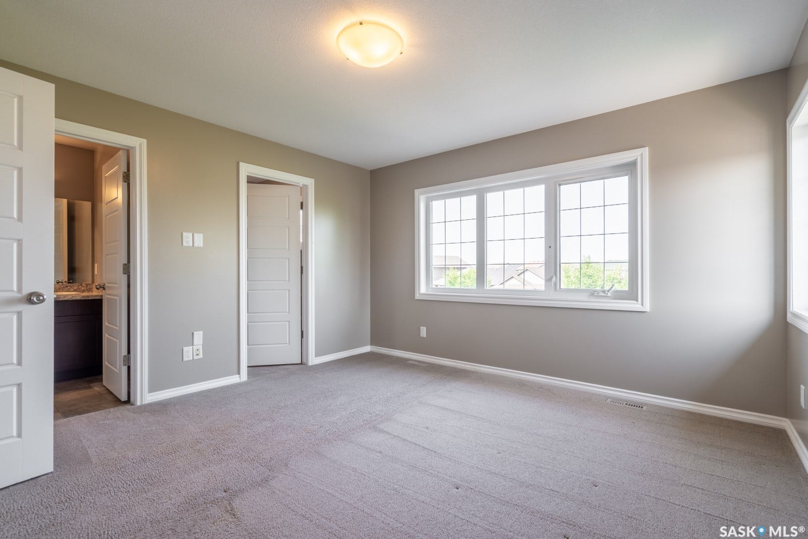 4648 James Hill Road, Regina SK S4W 0C7 4648 James Hill Road, Regina SK S4W 0C7