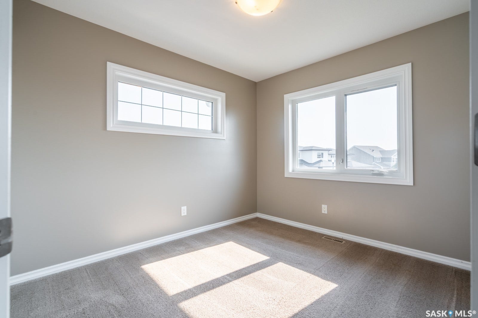 4648 James Hill Road, Regina SK S4W 0C7 4648 James Hill Road, Regina SK S4W 0C7