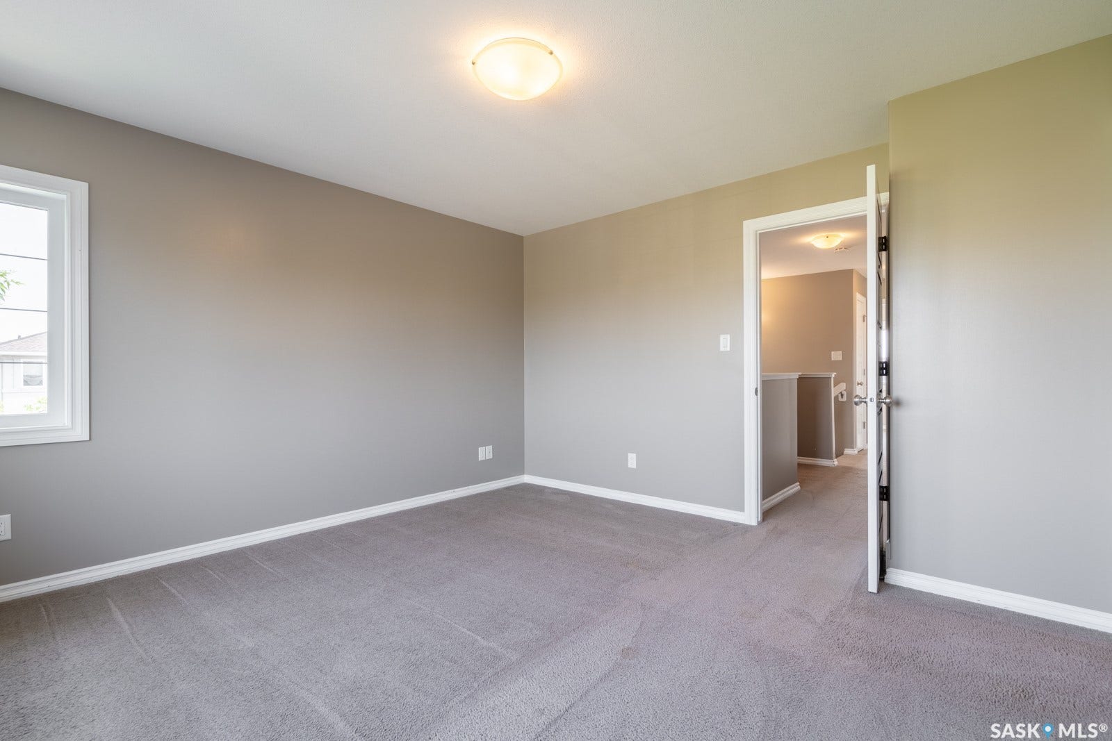 4648 James Hill Road, Regina SK S4W 0C7 4648 James Hill Road, Regina SK S4W 0C7