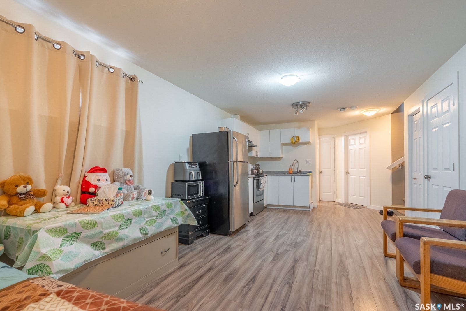 4648 James Hill Road, Regina SK S4W 0C7 4648 James Hill Road, Regina SK S4W 0C7