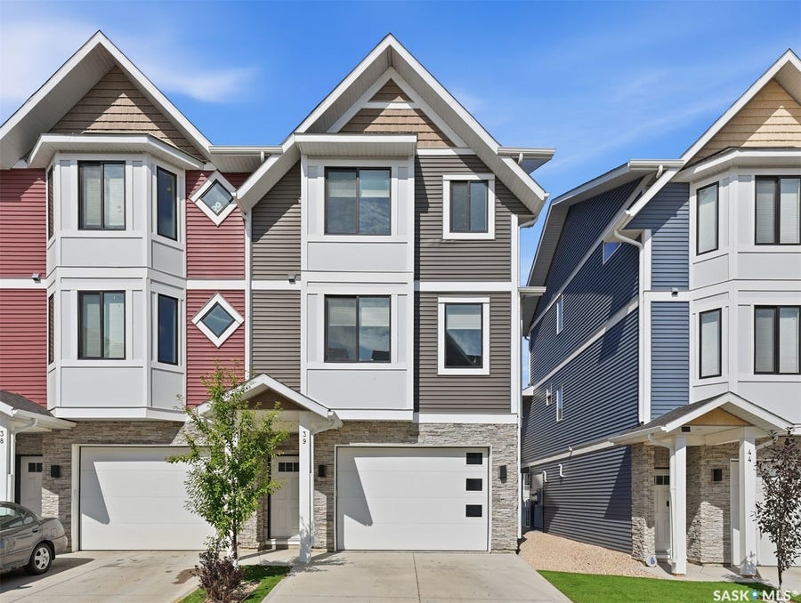 Property photo for 900 St Andrews Lane, #39, Warman SK