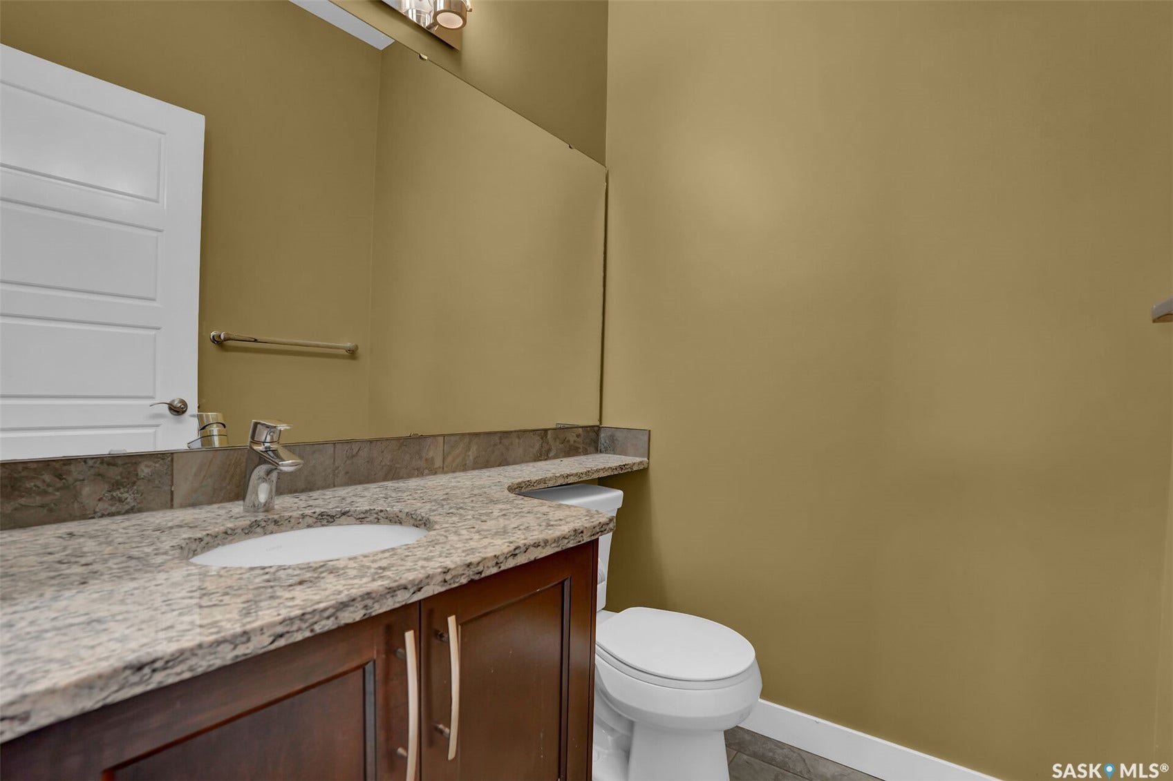 6033 Little Pine Loop, Regina SK S4X 0H5 6033 Little Pine Loop, Regina SK S4X 0H5