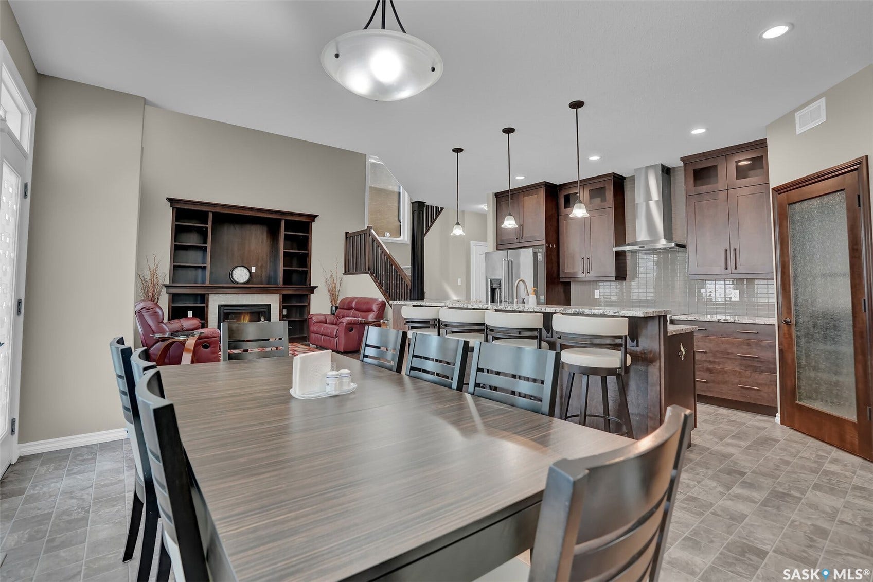 3826 GOLDFINCH Way, Regina SK S4V 1S4 3826 GOLDFINCH Way, Regina SK S4V 1S4