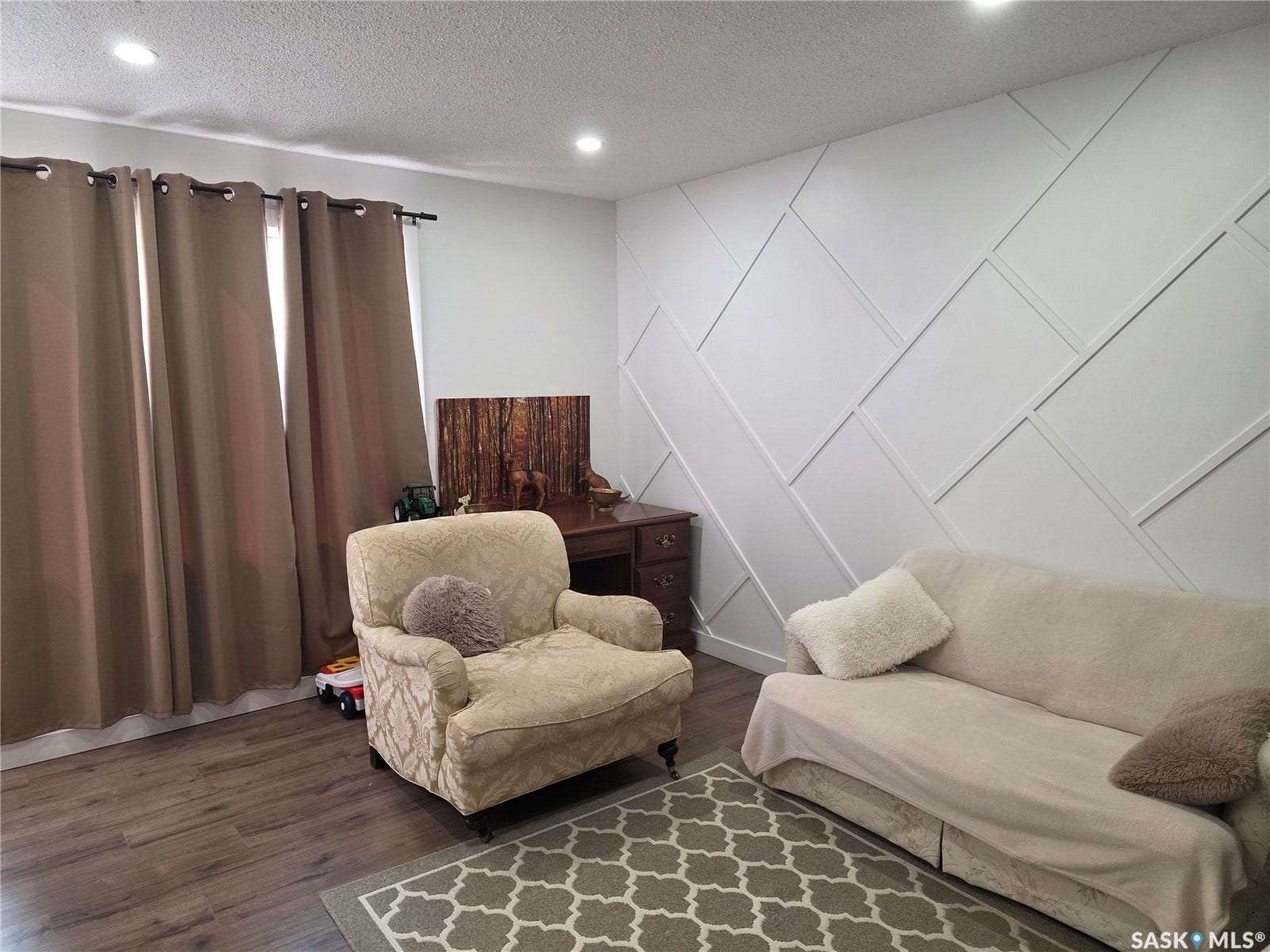 440-442 Connaught Street, Regina SK S4R 4W9 440-442 Connaught Street, Regina SK S4R 4W9