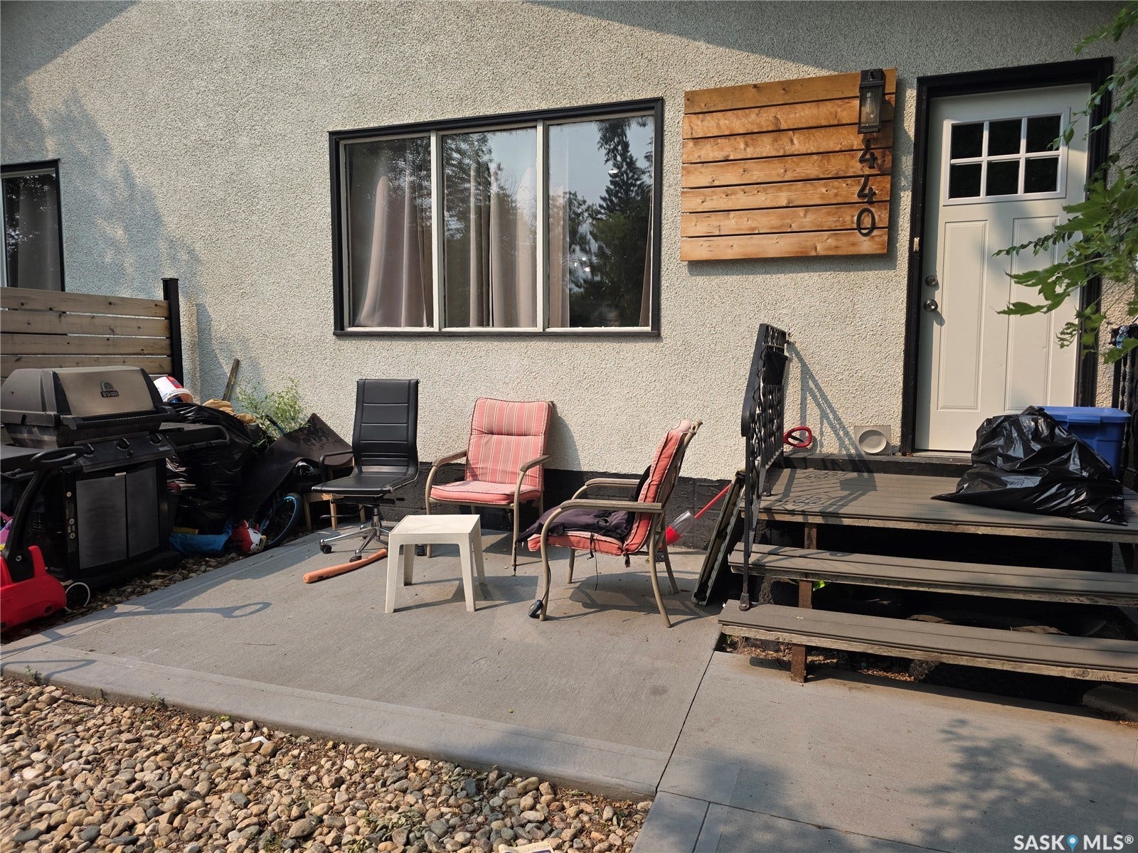 440-442 Connaught Street, Regina SK S4R 4W9 440-442 Connaught Street, Regina SK S4R 4W9