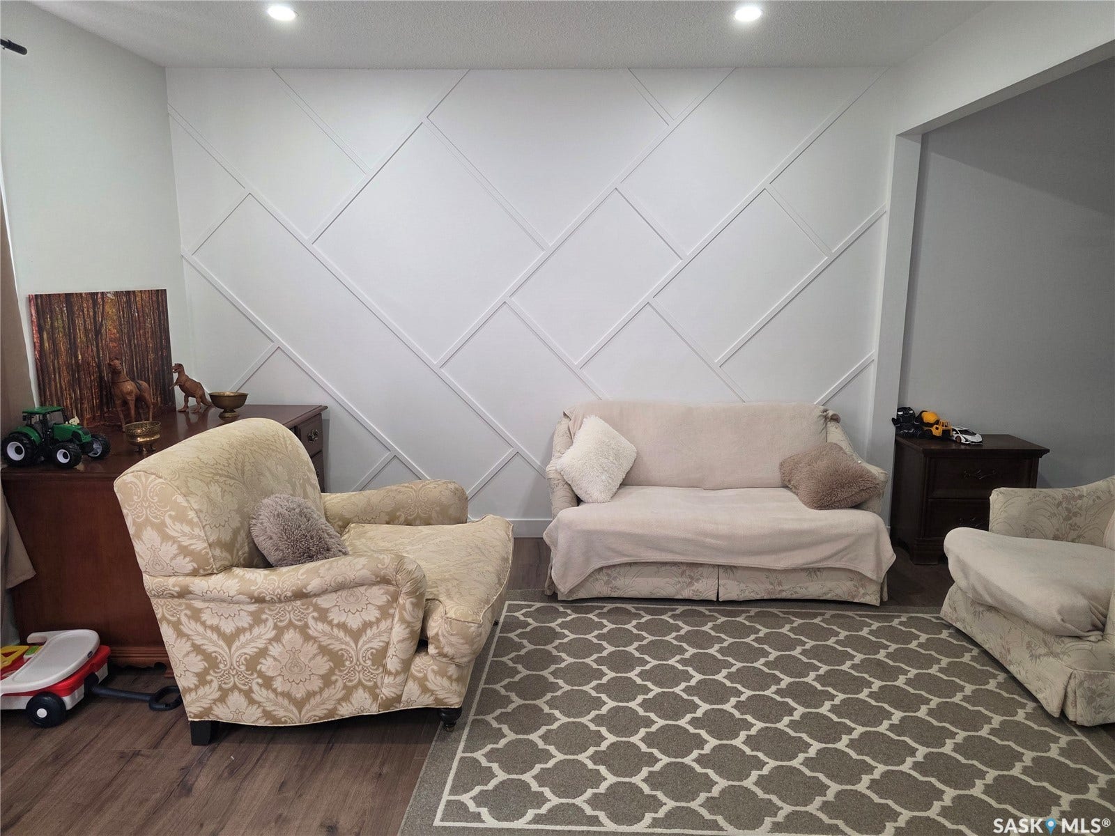 440-442 Connaught Street, Regina SK S4R 4W9 440-442 Connaught Street, Regina SK S4R 4W9