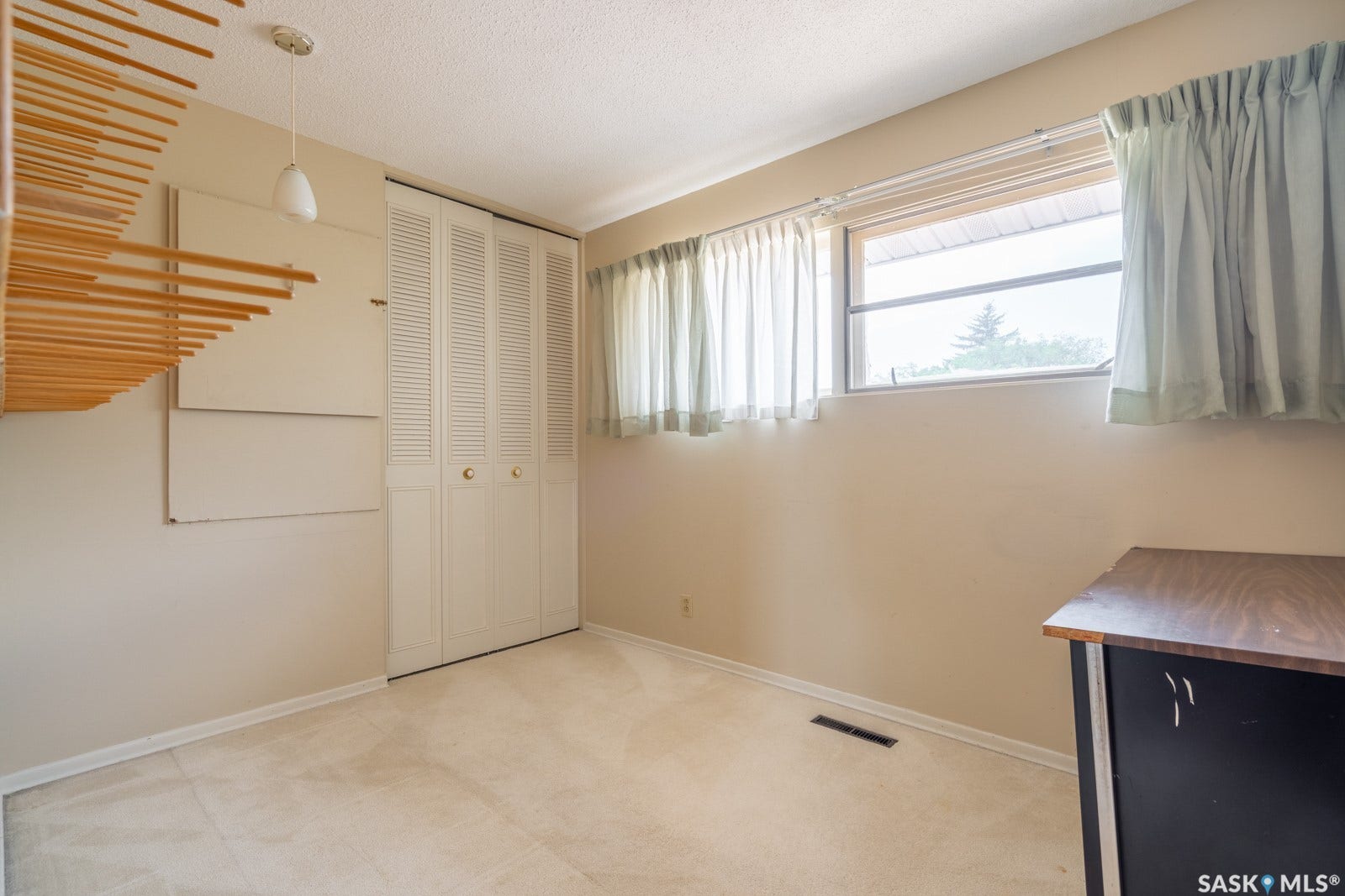145 Mayfair Crescent, Regina SK S4S 4J1 145 Mayfair Crescent, Regina SK S4S 4J1