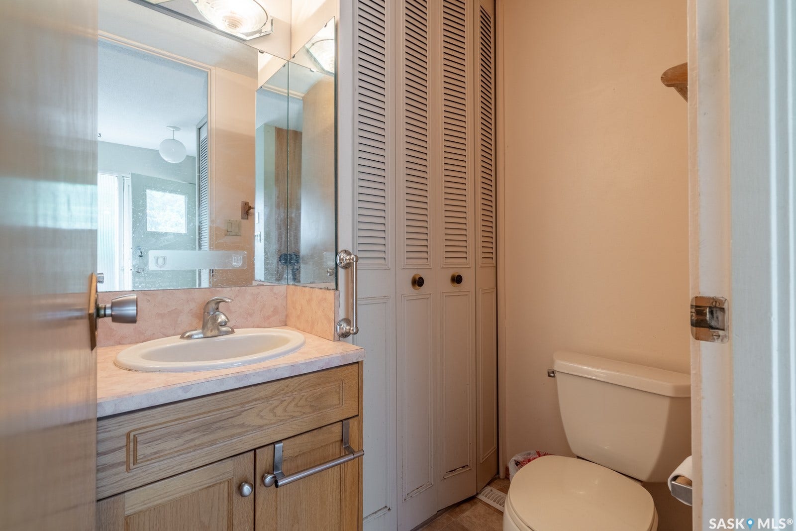 145 Mayfair Crescent, Regina SK S4S 4J1 145 Mayfair Crescent, Regina SK S4S 4J1