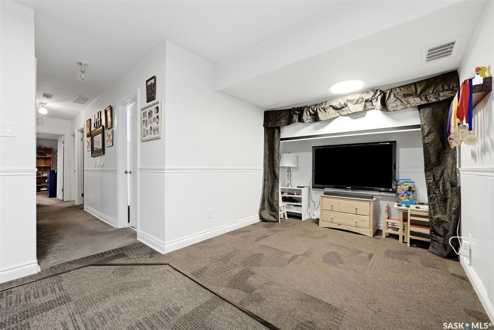 1142 Gryphons Walk, Regina SK S4S 6X1