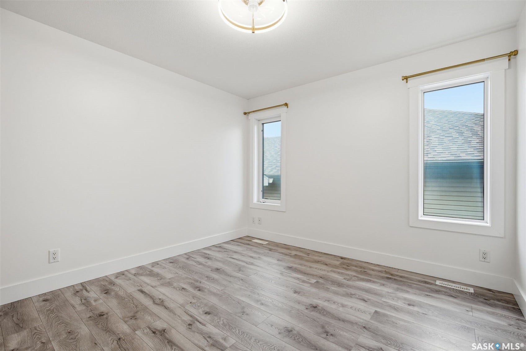 512 Ens Lane, Warman SK S0K 4S0
