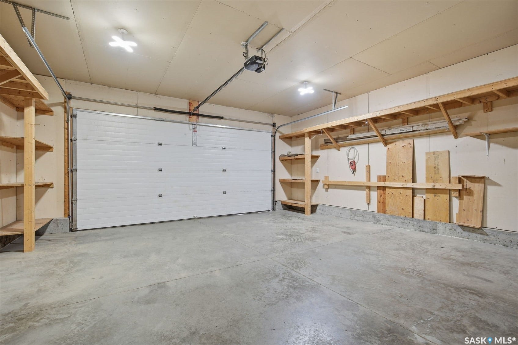 512 Ens Lane, Warman SK S0K 4S0