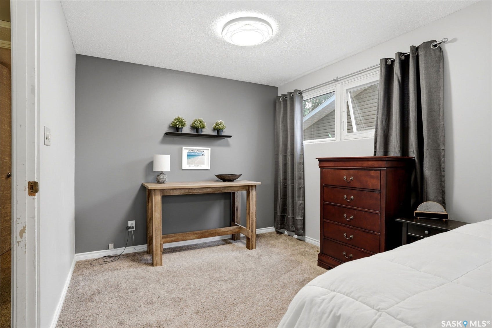 2705 Grant Road, Regina SK S4S 5G1