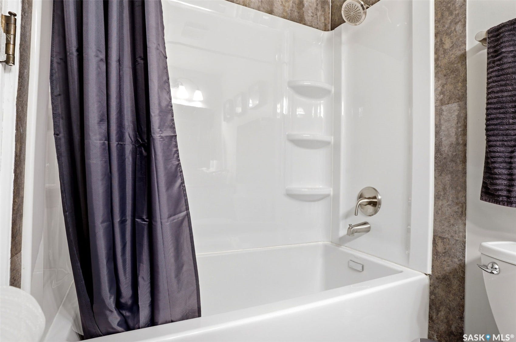 2705 Grant Road, Regina SK S4S 5G1