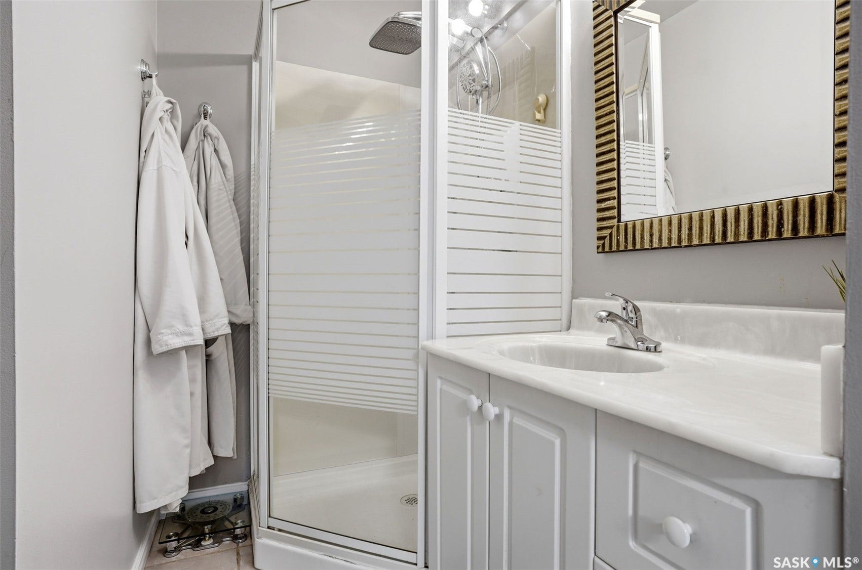 2705 Grant Road, Regina SK S4S 5G1