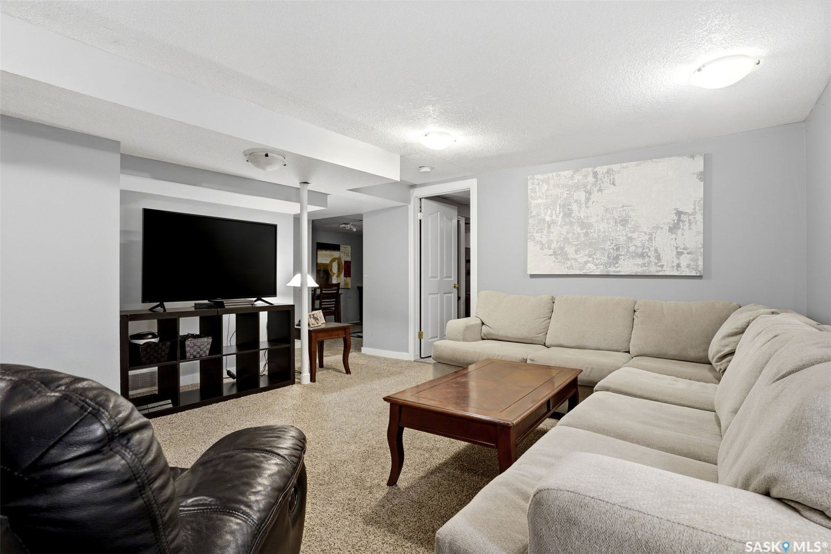 2705 Grant Road, Regina SK S4S 5G1