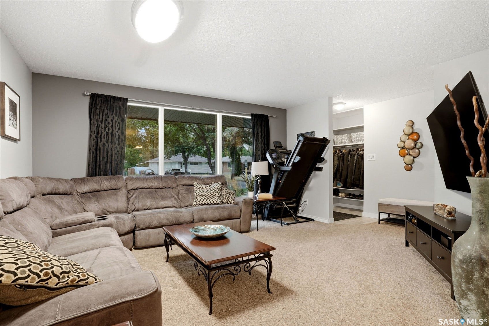 2705 Grant Road, Regina SK S4S 5G1