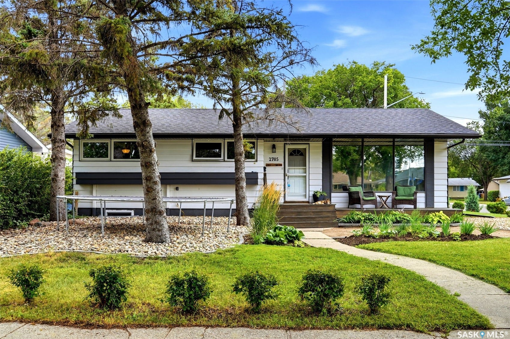 2705 Grant Road, Regina SK S4S 5G1