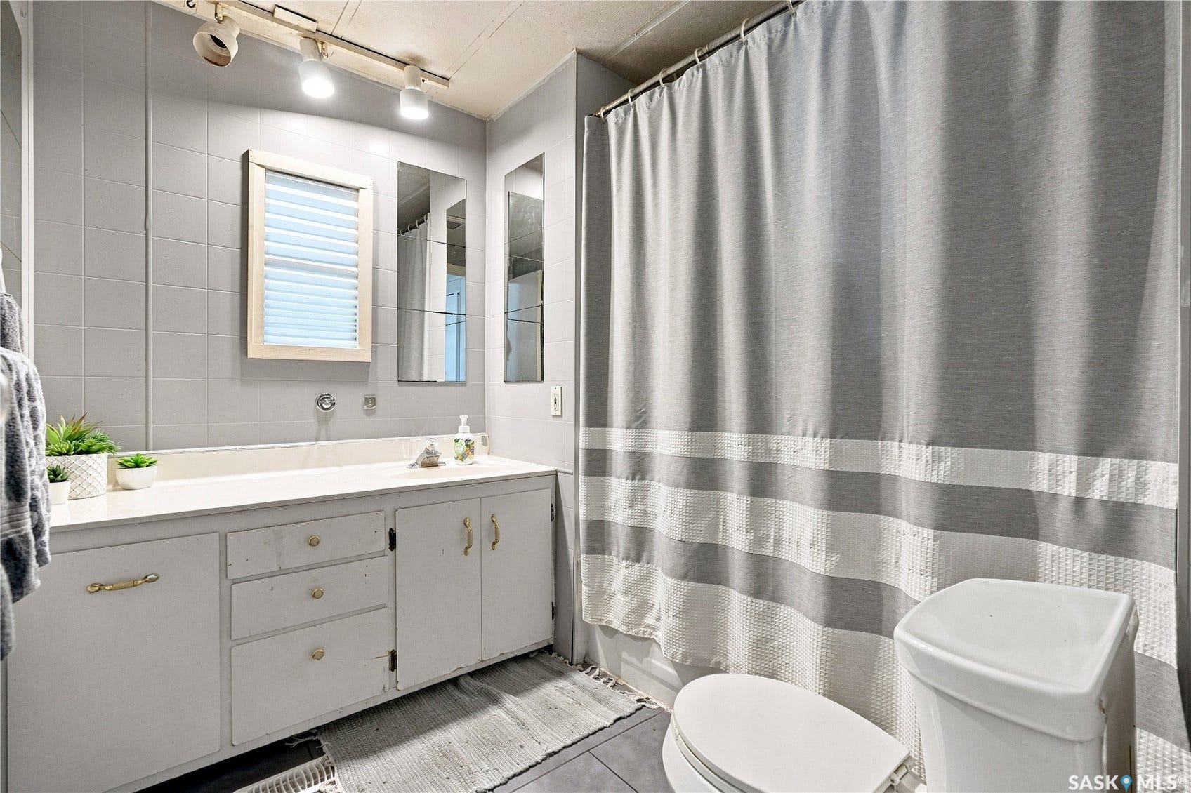 310 Second Street, Mclean SK S0G 3E0