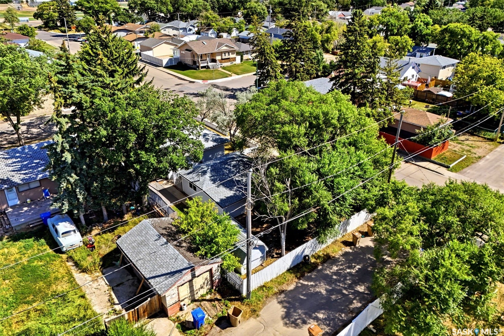 1410 4th Avenue N, Regina SK S4R 0T1