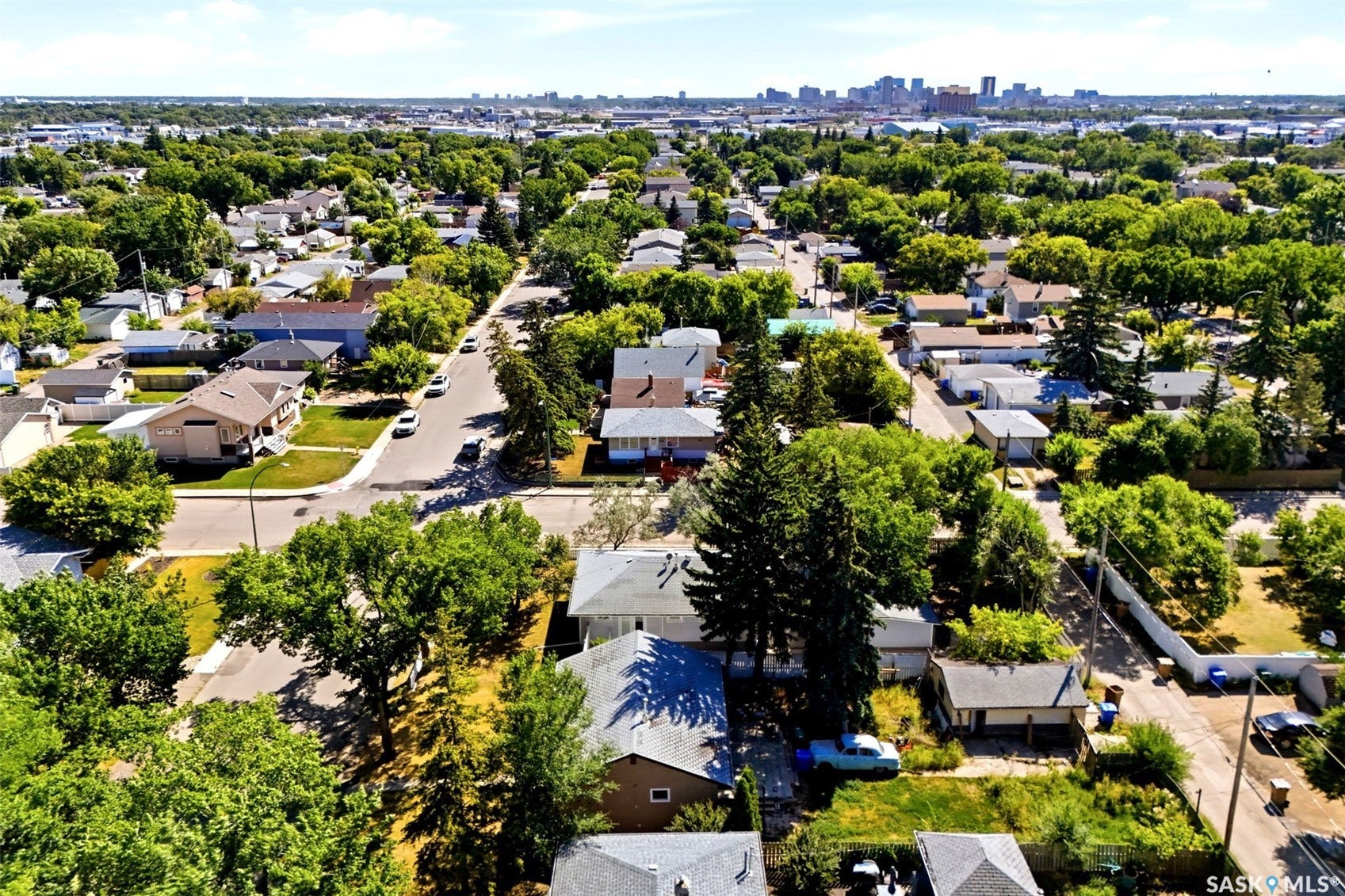 1410 4th Avenue N, Regina SK S4R 0T1