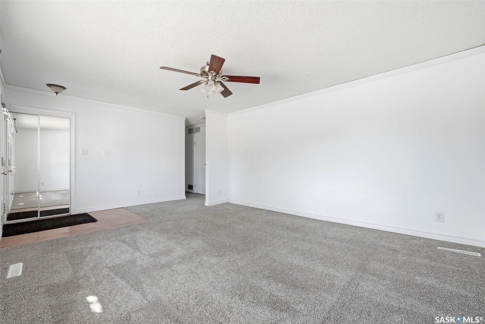 1410 4th Avenue N, Regina SK S4R 0T1