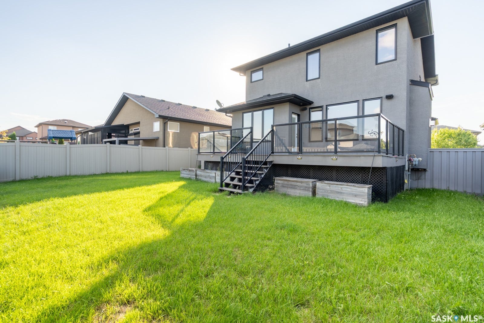 4311 Sandpiper Crescent E, Regina SK S4V 1N3 4311 Sandpiper Crescent E, Regina SK S4V 1N3