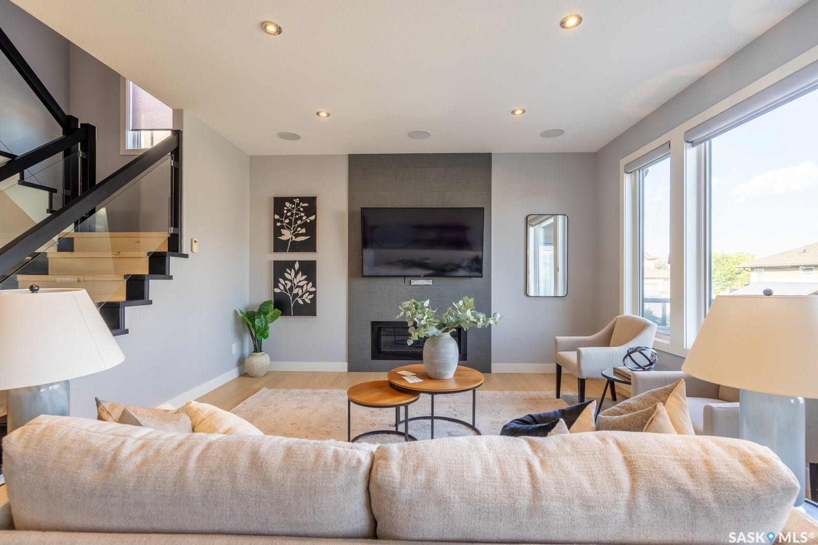 4311 Sandpiper Crescent E, Regina SK S4V 1N3 4311 Sandpiper Crescent E, Regina SK S4V 1N3
