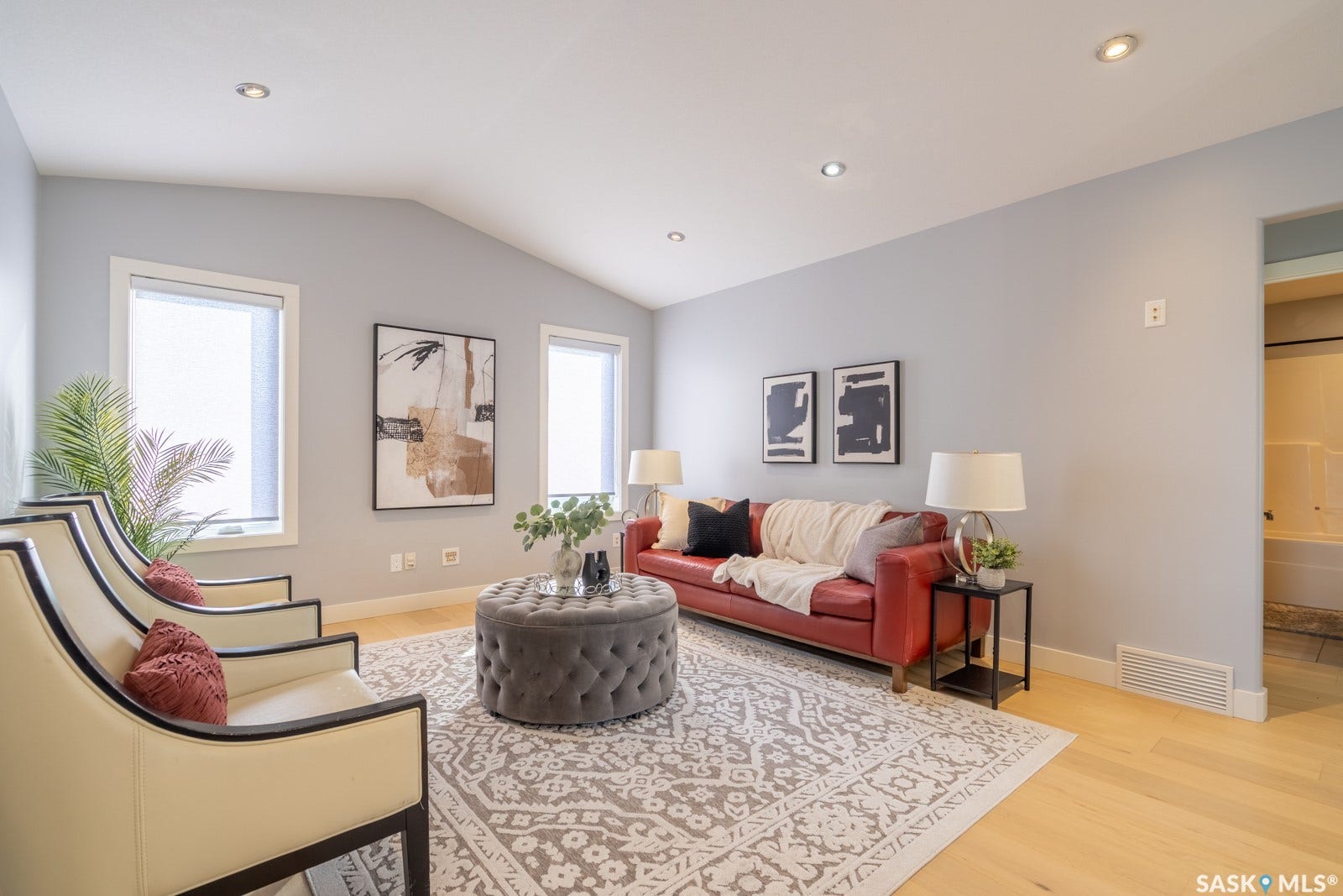 4311 Sandpiper Crescent E, Regina SK S4V 1N3 4311 Sandpiper Crescent E, Regina SK S4V 1N3