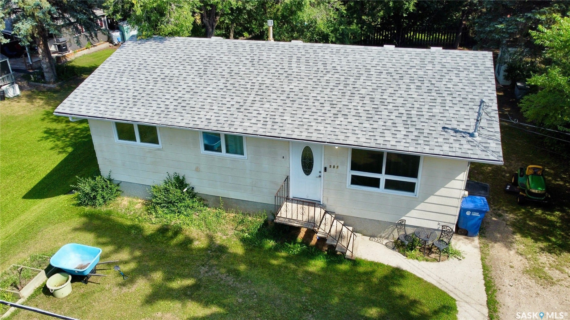 907 Grove Street, Whitewood SK S0G 5C0