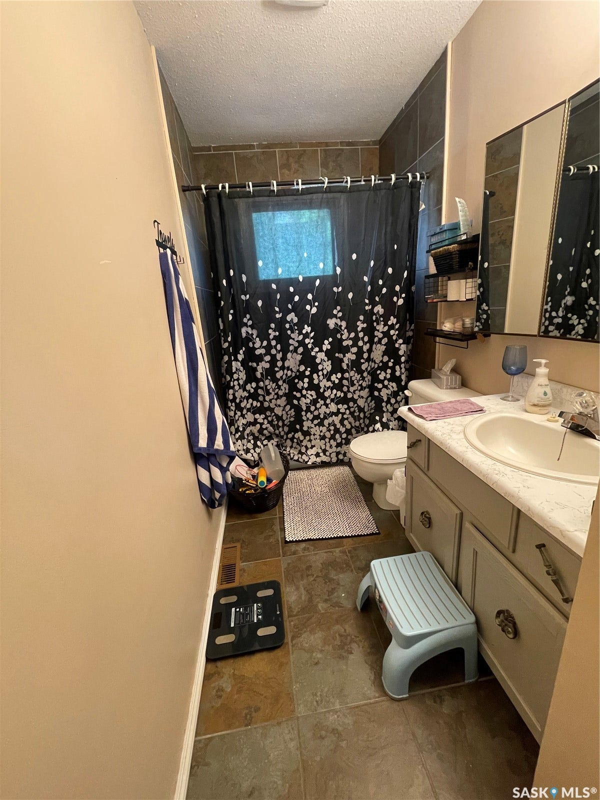 907 Grove Street, Whitewood SK S0G 5C0