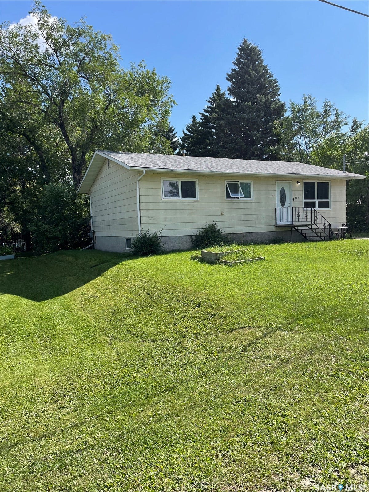 907 Grove Street, Whitewood SK S0G 5C0