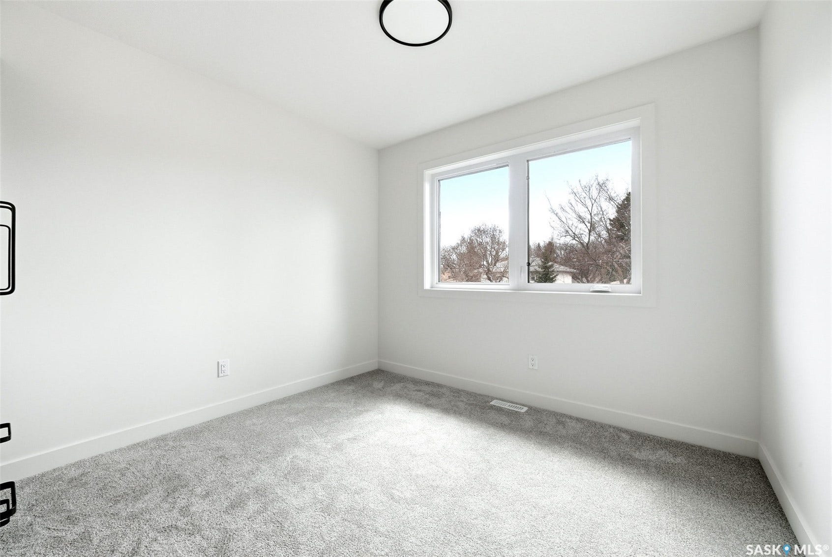 3917 Qu'appelle Drive, Regina SK S4S 0E1