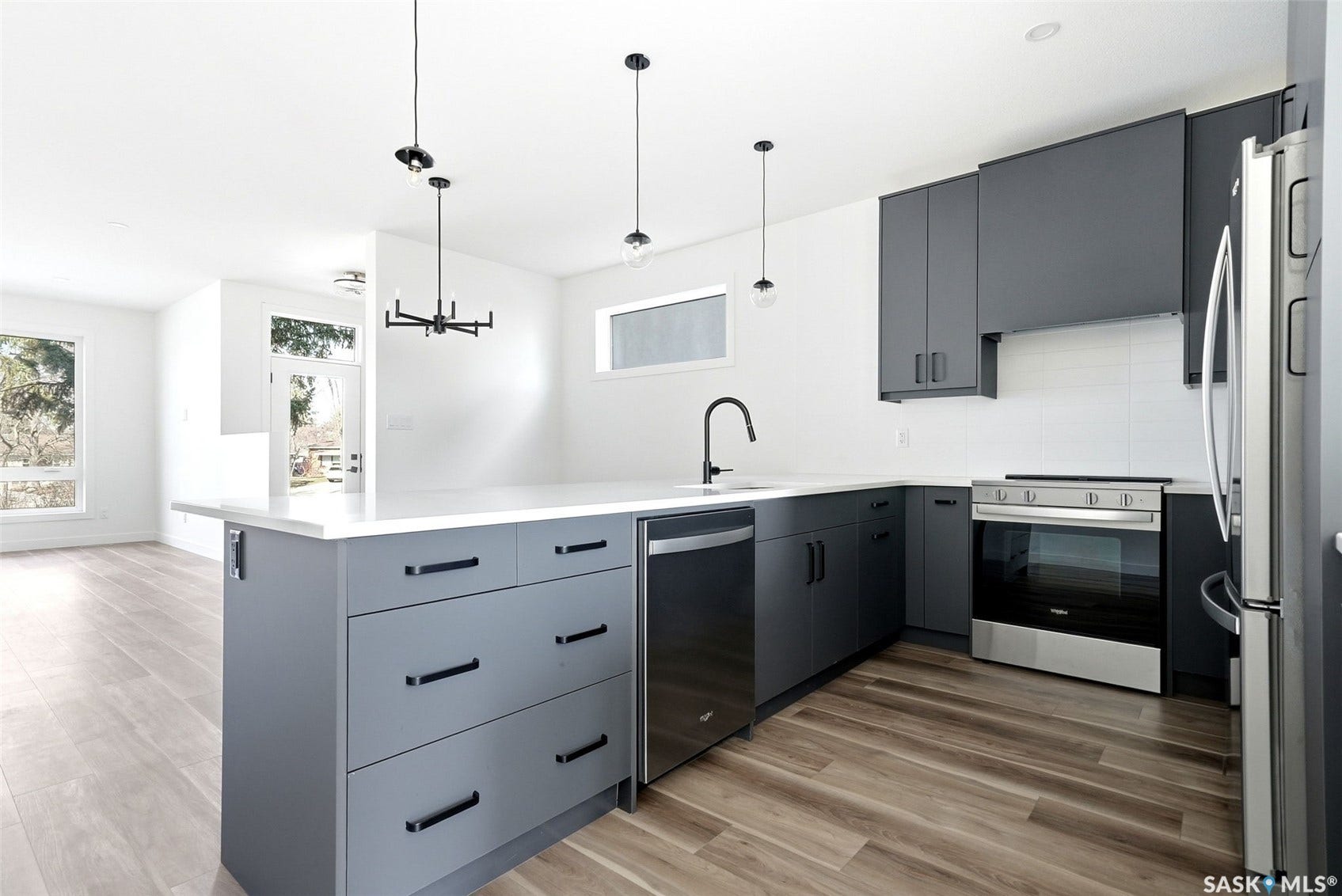 3917 Qu'appelle Drive, Regina SK S4S 0E1