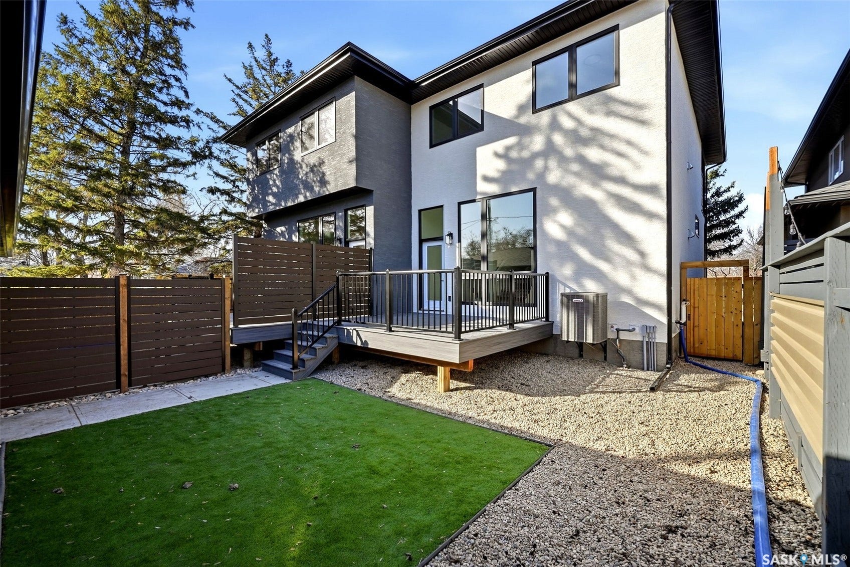 3917 Qu'appelle Drive, Regina SK S4S 0E1
